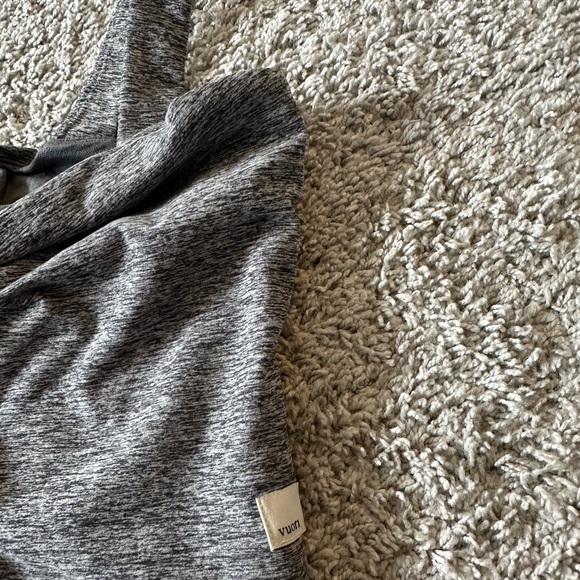 Vuori Square Neck Gray Tank Top - Picture 5 of 6